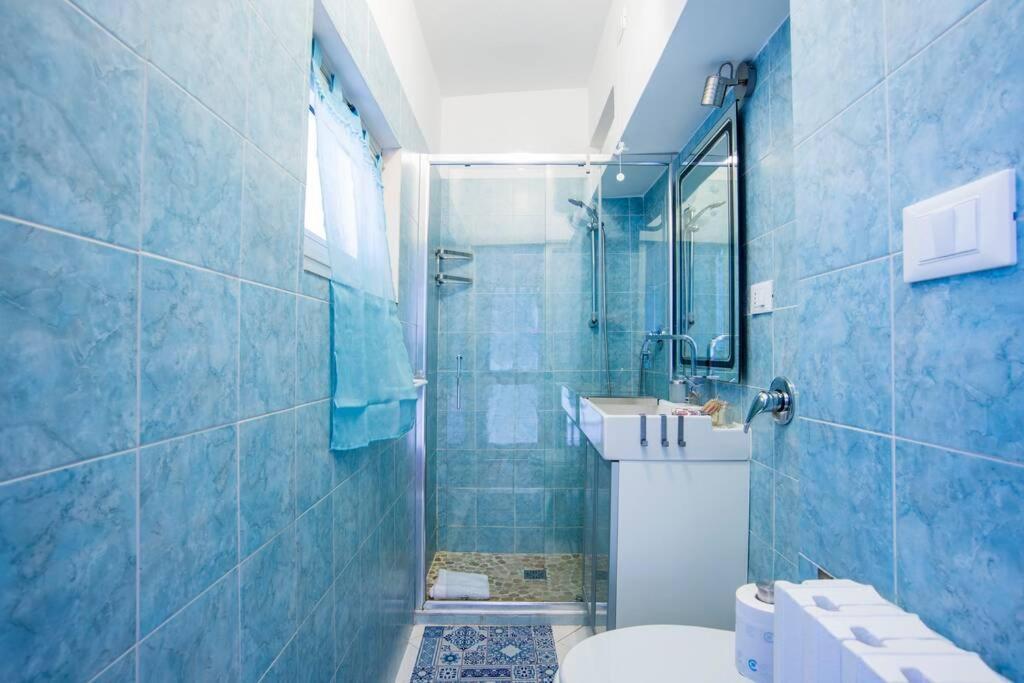 Colosseum/Panisperna Nina Apartament With Terrace โรม ภายนอก รูปภาพ