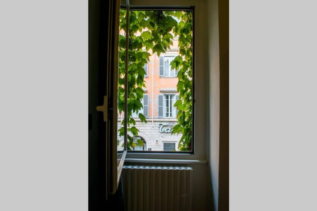 Colosseum/Panisperna Nina Apartament With Terrace โรม ภายนอก รูปภาพ